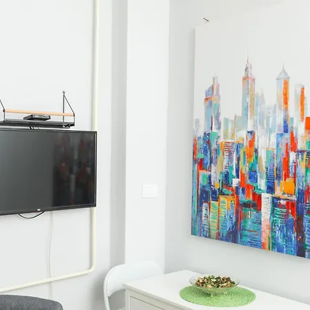 91 With Great Wi-fi And Free Parking Daire