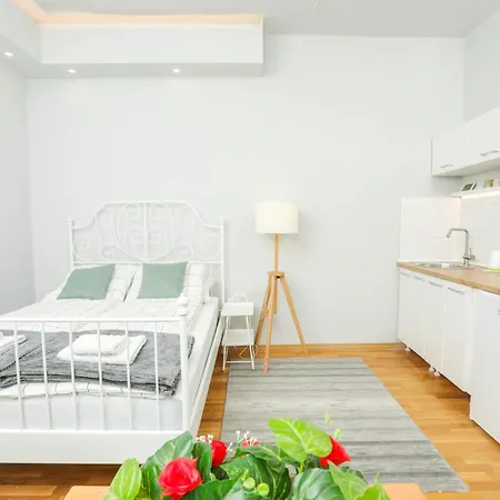 Daire 91 With Great Wi-fi And Free Parking